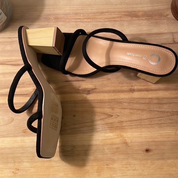 WOMEN'S JOURNEE COLLECTION HENRIETTA DRESS SANDALS - Picture 4 of 6